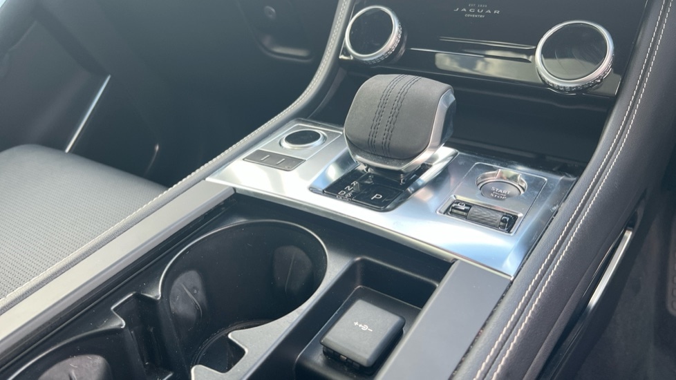 Used Jaguar F-Pace 2023 for sale - 76428305: Photo 49