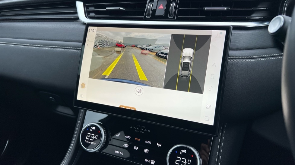 Used Jaguar F-Pace 2023 for sale - 76881844: Photo 12