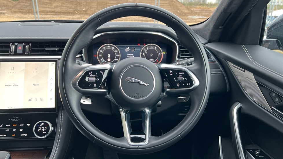 Used Jaguar F-Pace 2023 for sale - 76881844: Photo 15
