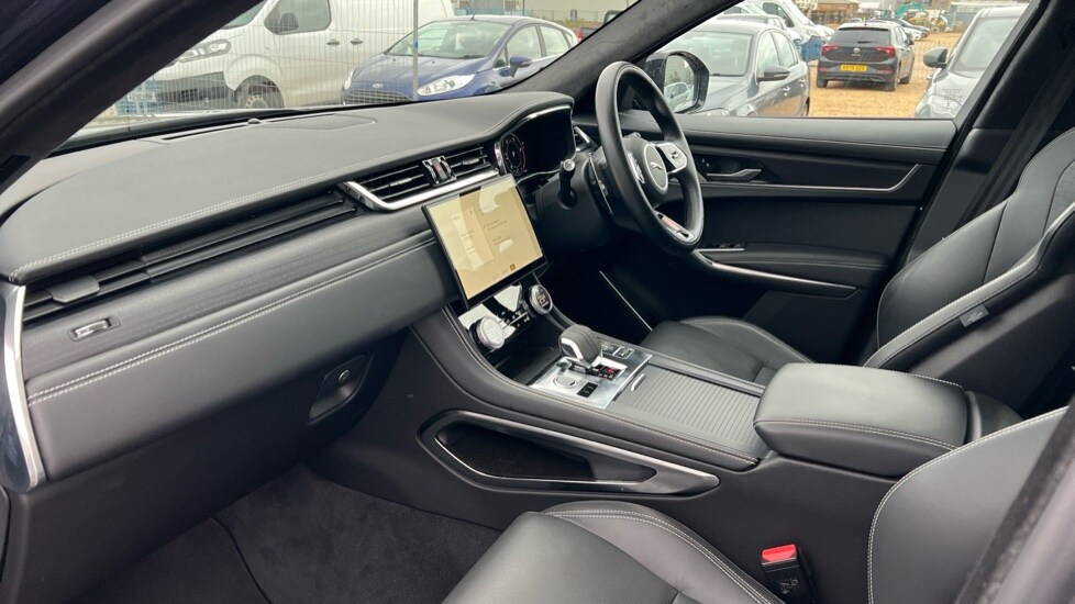 Used Jaguar F-Pace 2023 for sale - 76881844: Photo 43