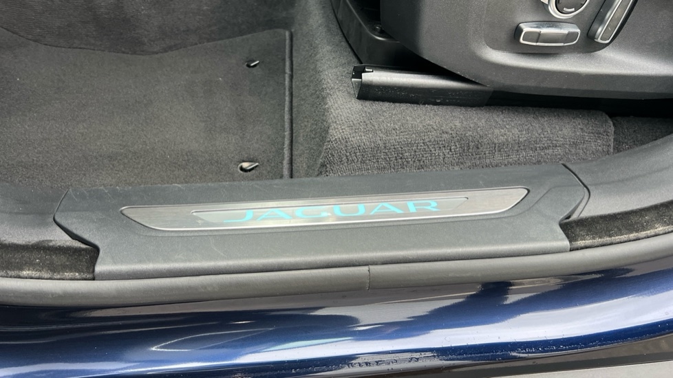 Used Jaguar F-Pace 2023 for sale - 76881844: Photo 47