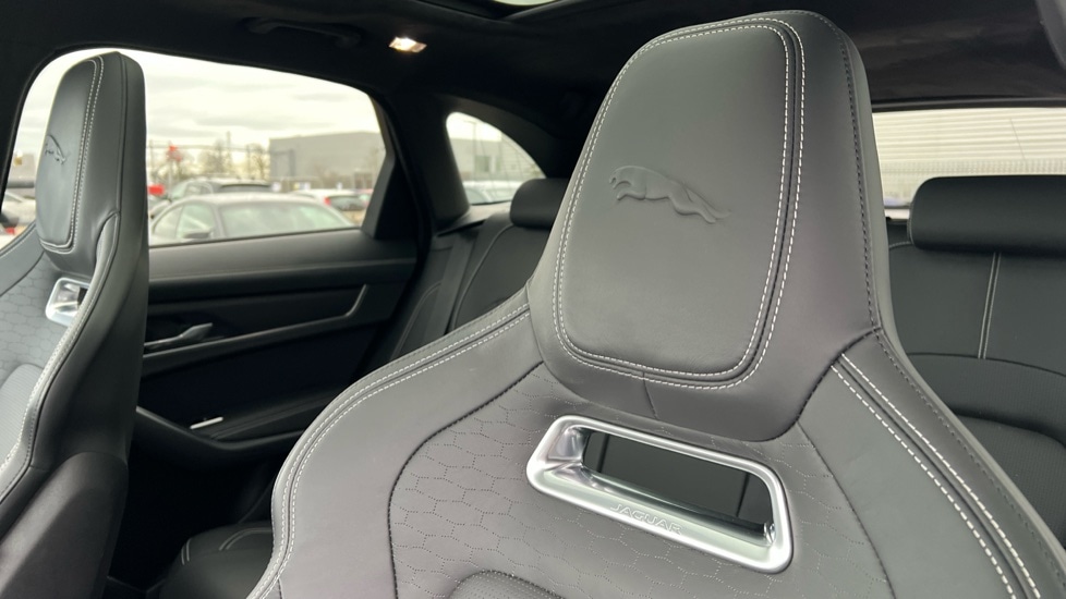 Used Jaguar F-Pace 2023 for sale - 76881844: Photo 51