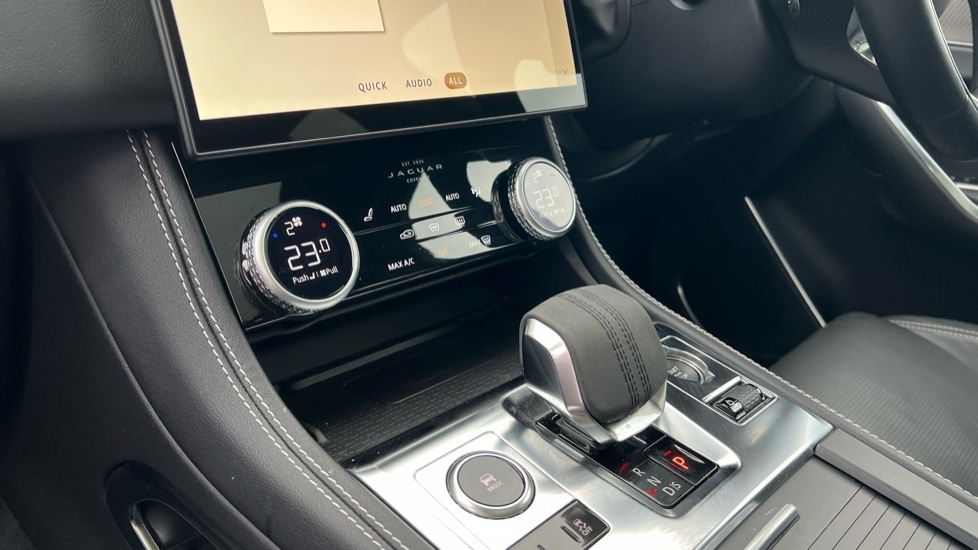 Used Jaguar F-Pace 2023 for sale - 76881844: Photo 52