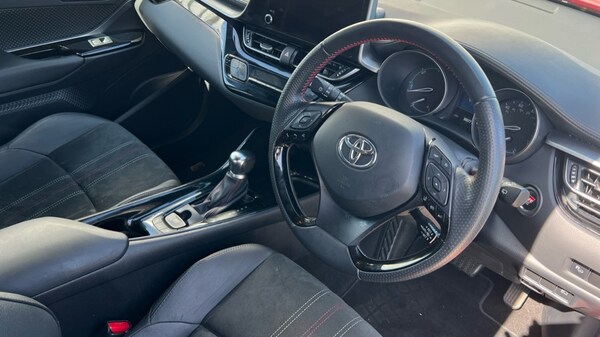 Used Toyota C-HR 2022 for sale - 75534089: Photo 47