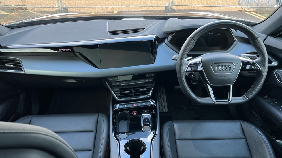 Used Audi e-tron GT 2023 for sale - 76861776: Photo 11