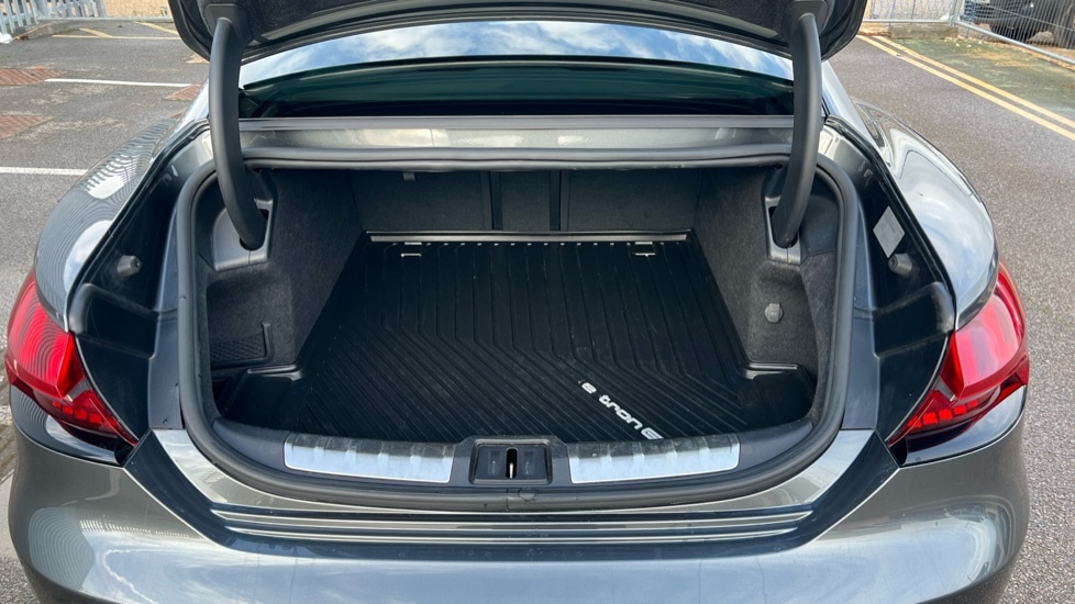 Used Audi e-tron GT 2023 for sale - 76861776: Photo 15