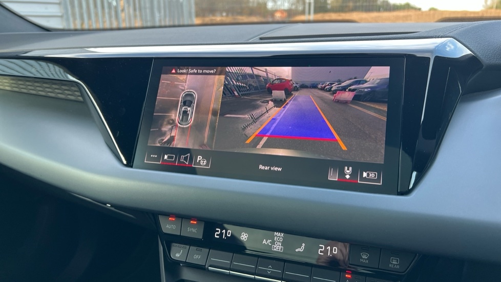 Used Audi e-tron GT 2023 for sale - 76861776: Photo 26