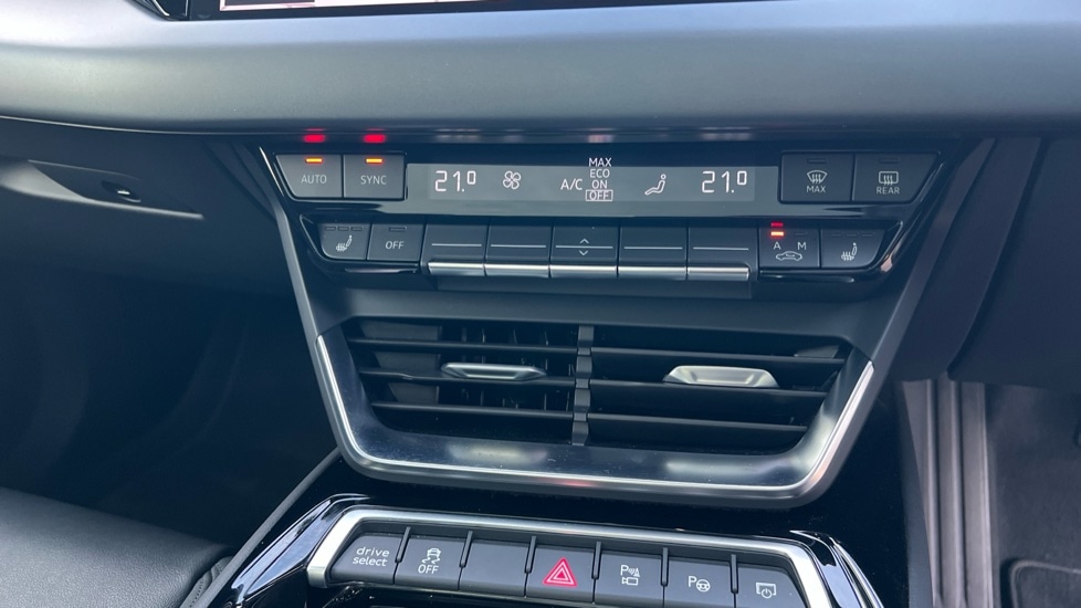 Used Audi e-tron GT 2023 for sale - 76861776: Photo 34