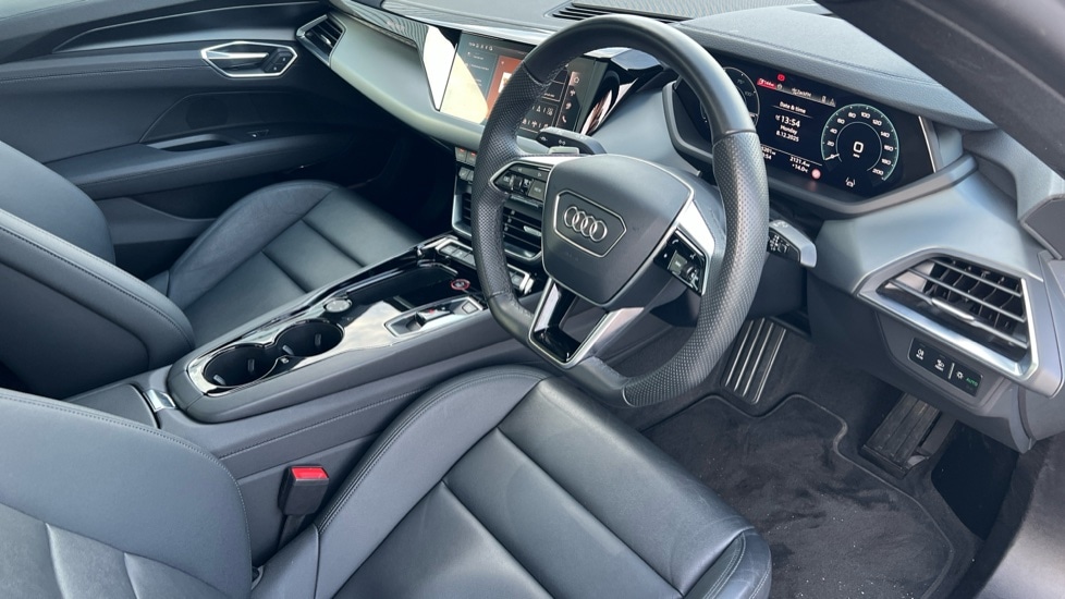 Used Audi e-tron GT 2023 for sale - 76861776: Photo 44