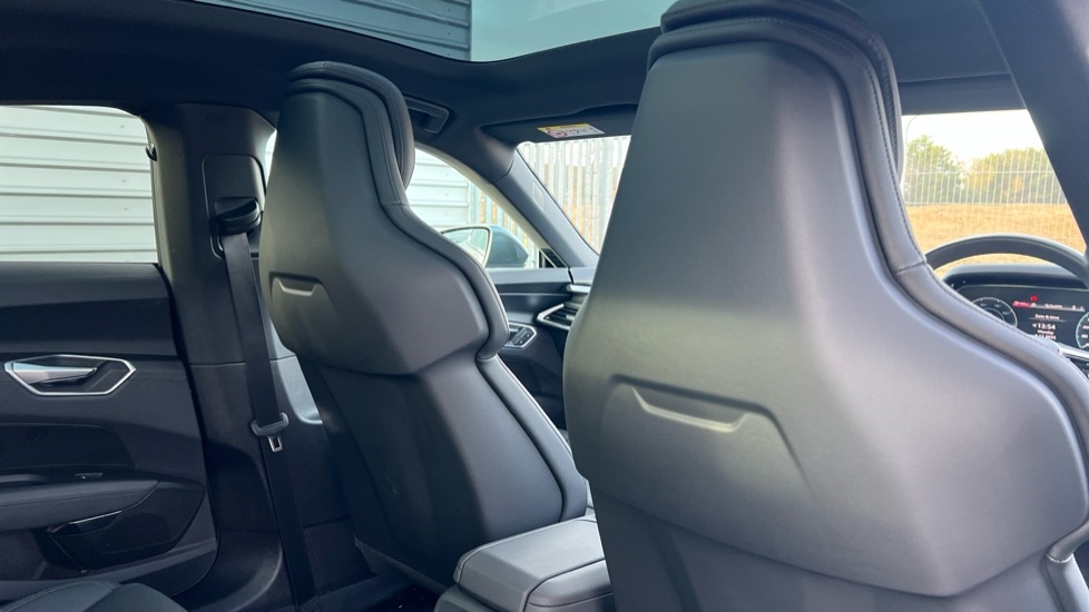 Used Audi e-tron GT 2023 for sale - 76861776: Photo 45