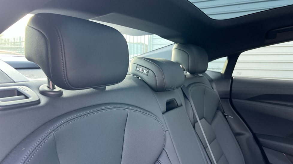 Used Audi e-tron GT 2023 for sale - 76861776: Photo 46