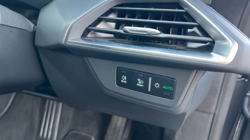 Used Audi e-tron GT 2023 for sale - 76861776: Photo 47