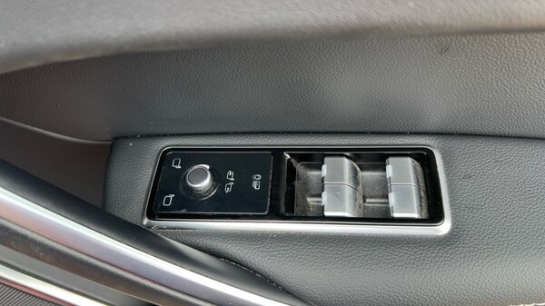 Used Jaguar F-Pace 2023 for sale - 75590904: Photo 38