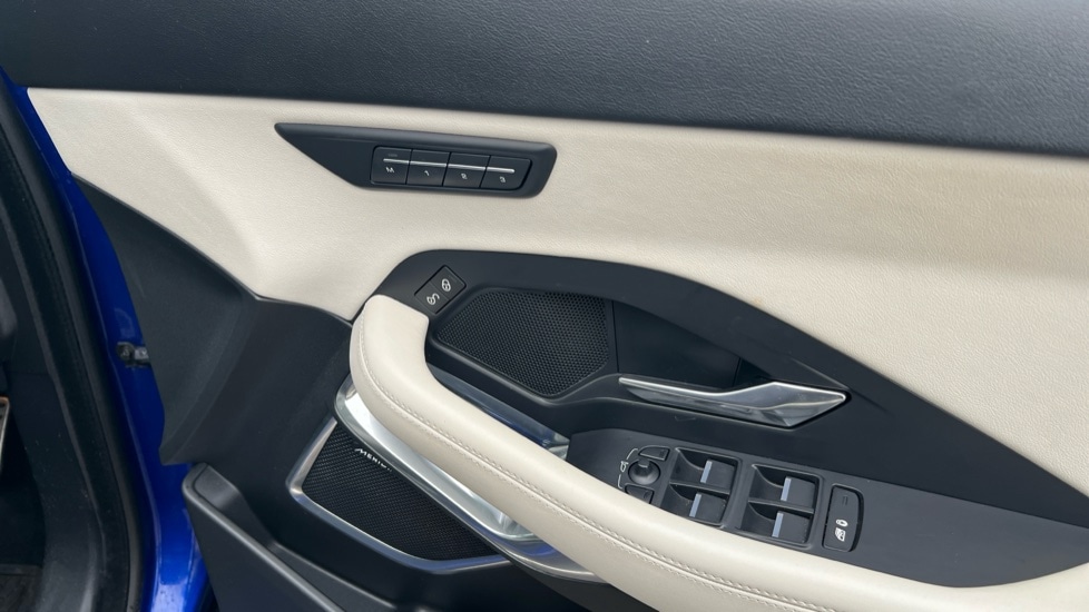 Used Jaguar E-Pace 2019 for sale - 76146070: Photo 38