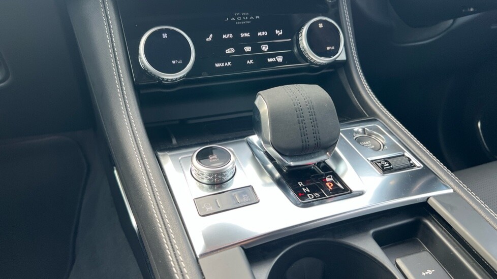 Used Jaguar F-Pace 2024 for sale - 76233939: Photo 13