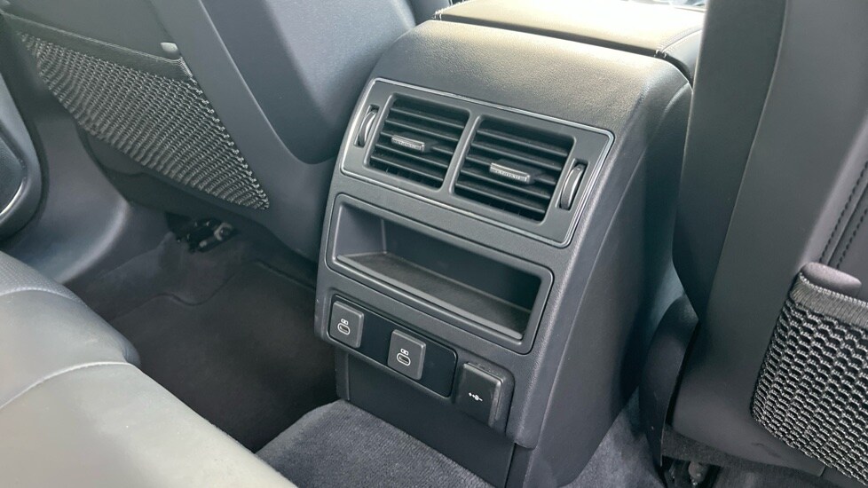 Used Jaguar F-Pace 2024 for sale - 76233939: Photo 18