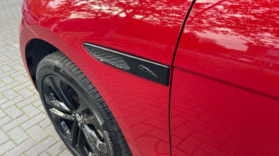 Used Jaguar F-Pace 2024 for sale - 76233939: Photo 21