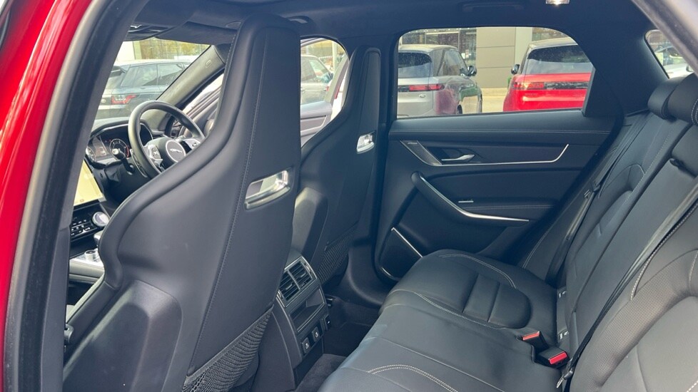 Used Jaguar F-Pace 2024 for sale - 76233939: Photo 37