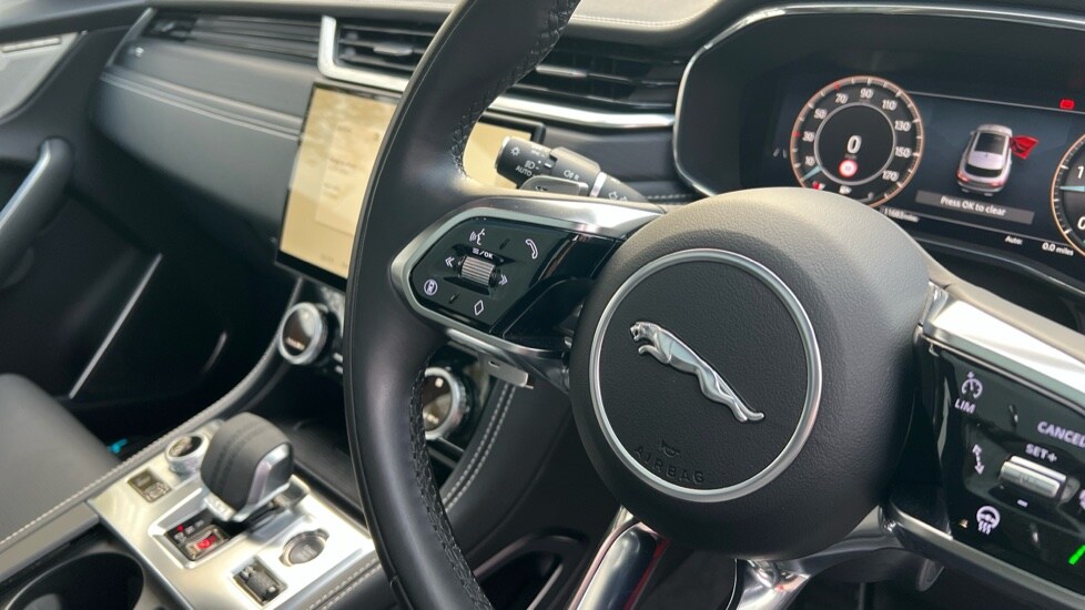 Used Jaguar F-Pace 2024 for sale - 76233939: Photo 49