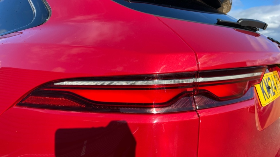 Used Jaguar F-Pace 2024 for sale - 76350733: Photo 19