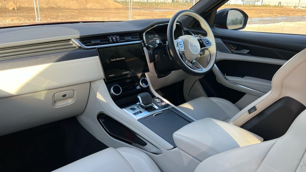 Used Jaguar F-Pace 2024 for sale - 76350733: Photo 33