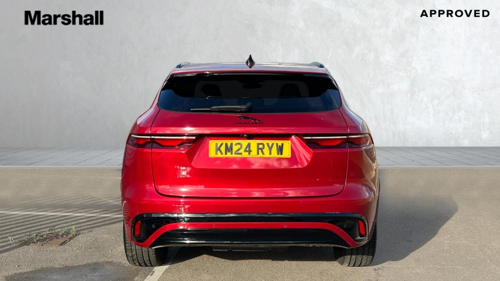 Used Jaguar F-Pace 2024 for sale - 76350733: Photo 6