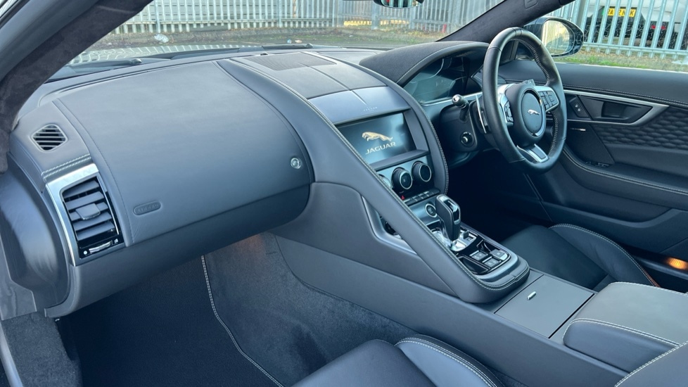 Used Jaguar F-Type 2022 for sale - 77063328: Photo 33