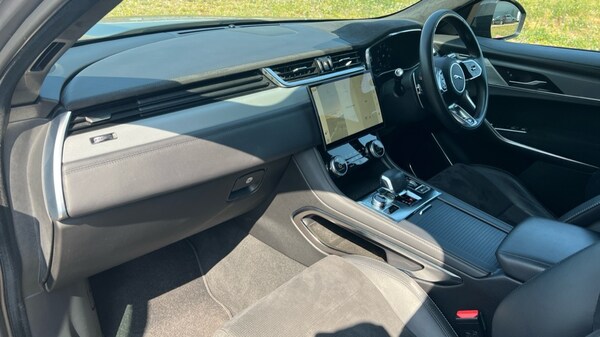 Used Jaguar F-Pace 2021 for sale - 75471818: Photo 33