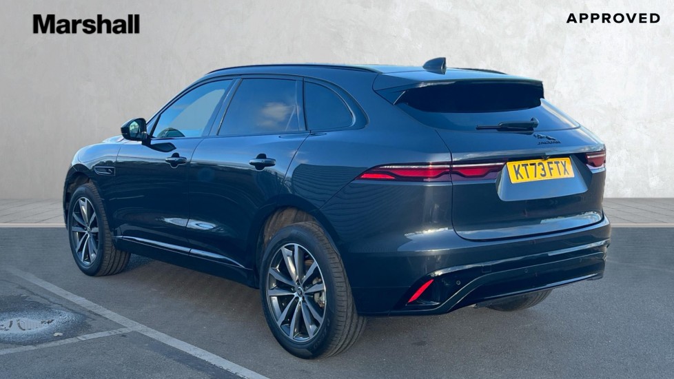 Used Jaguar F-Pace 2023 for sale - 76696557: Photo 2