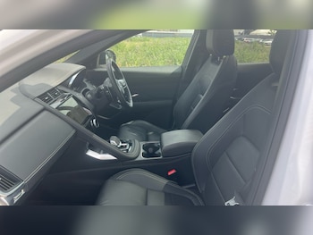 Used Jaguar E-Pace 2024 for sale - 75610639: Photo