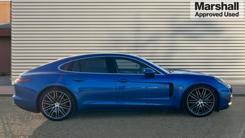 Used Porsche Panamera 2016 for sale - 76901411: Photo 2