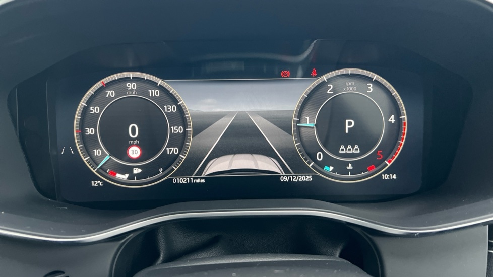 Used Jaguar F-Pace 2024 for sale - 76872625: Photo 16