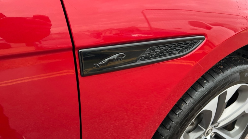 Used Jaguar F-Pace 2024 for sale - 76872625: Photo 20