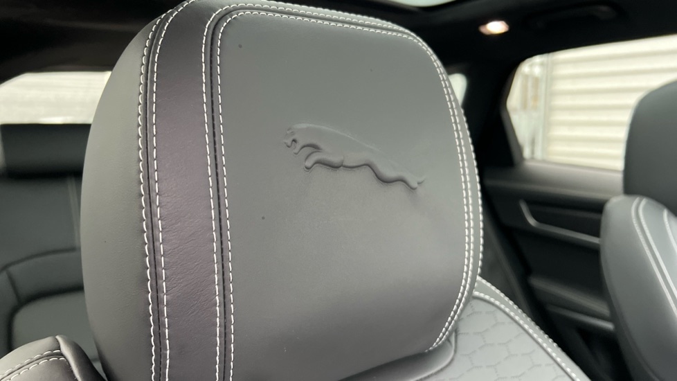 Used Jaguar F-Pace 2024 for sale - 76872625: Photo 41