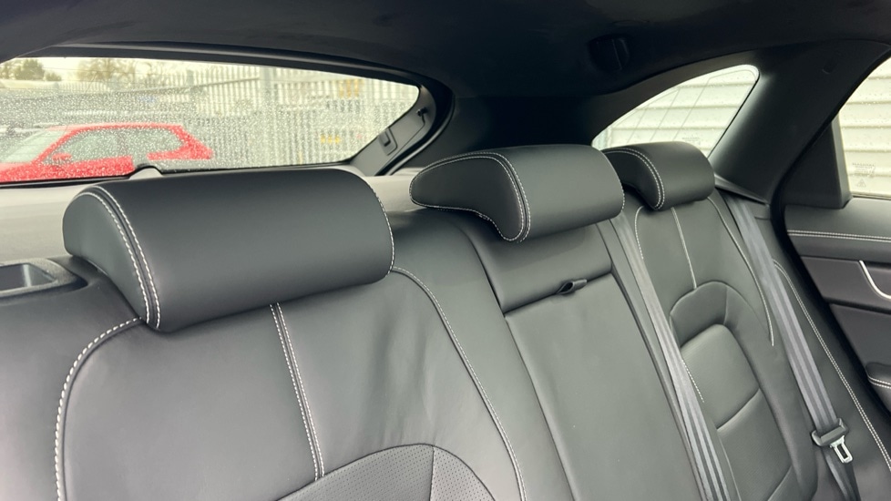 Used Jaguar F-Pace 2024 for sale - 76872625: Photo 44