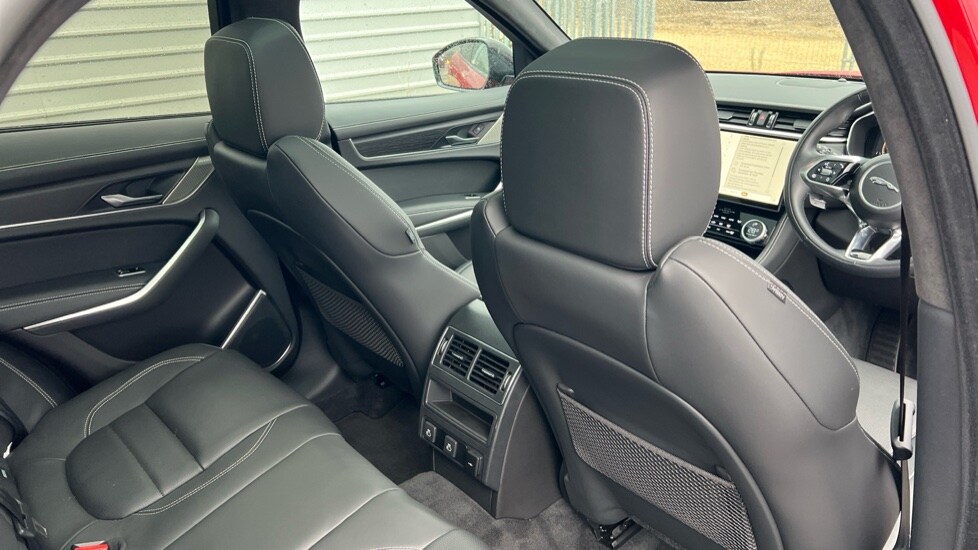 Used Jaguar F-Pace 2024 for sale - 76872625: Photo 46