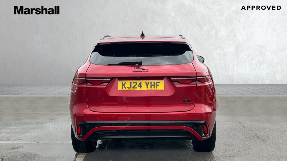 Used Jaguar F-Pace 2024 for sale - 76872625: Photo 6