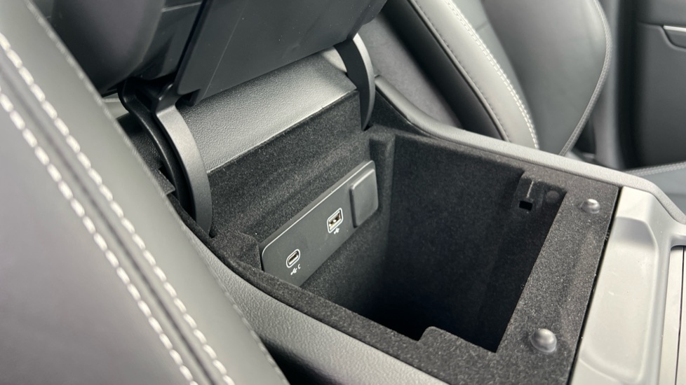 Used Jaguar F-Pace 2023 for sale - 75874137: Photo 48