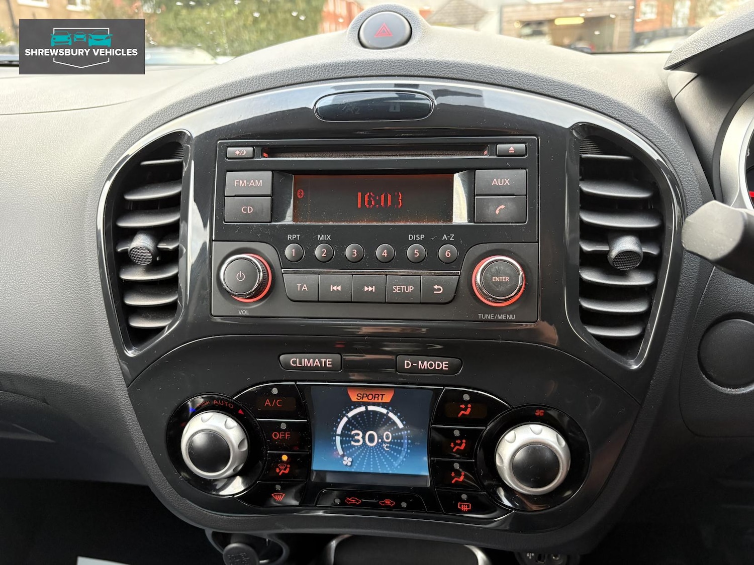 Used Nissan Juke 2012 for sale - 76971780: Photo 17