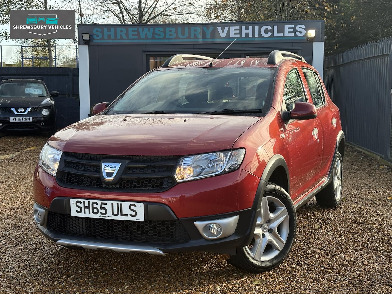 Used Dacia Sandero Stepway 2015 for sale - 76627524: Photo 2