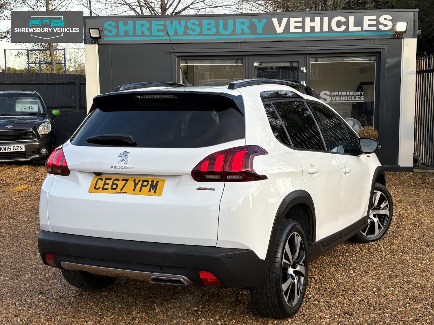 Used Peugeot 2008 2017 for sale - 76652952: Photo 11
