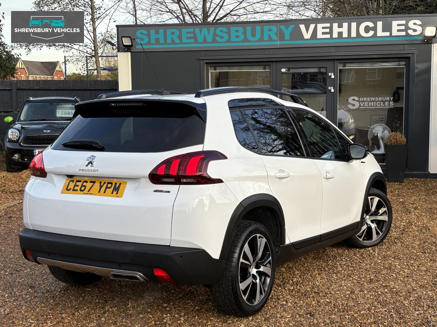 Used Peugeot 2008 2017 for sale - 76652952: Photo 12