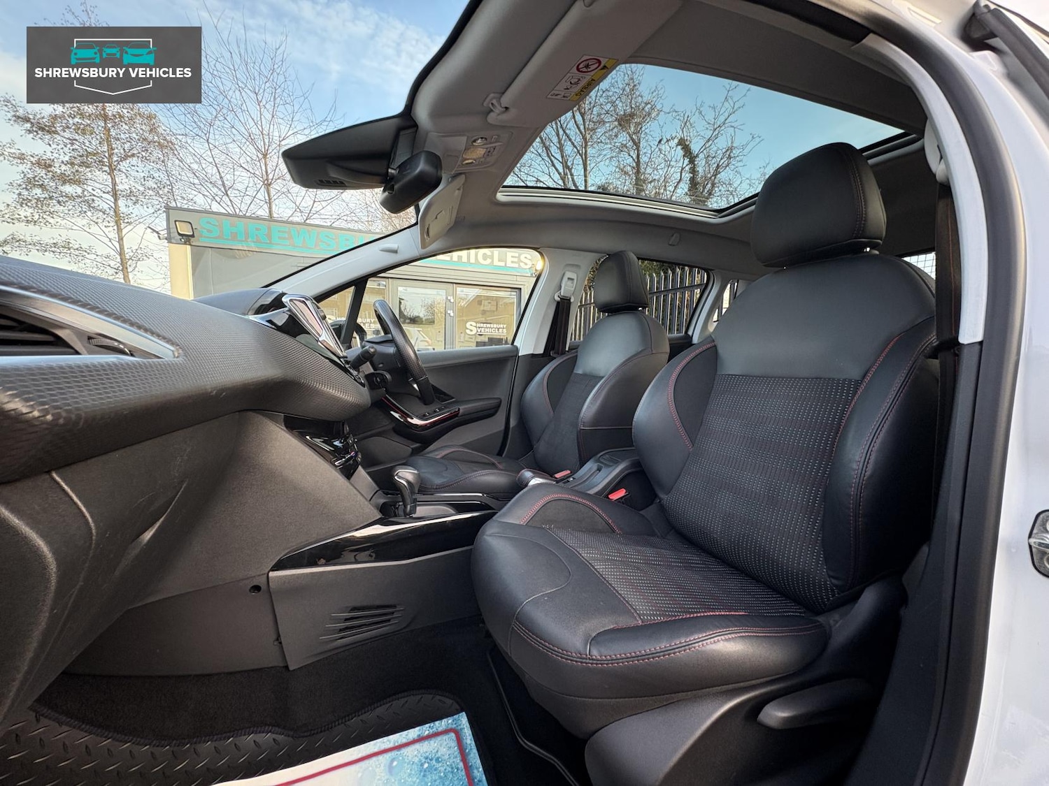 Used Peugeot 2008 2017 for sale - 76652952: Photo 13