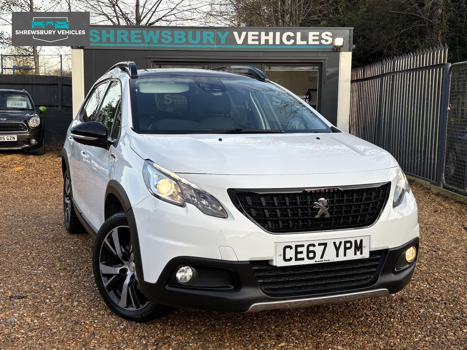 Used Peugeot 2008 2017 for sale - 76652952: Photo 6
