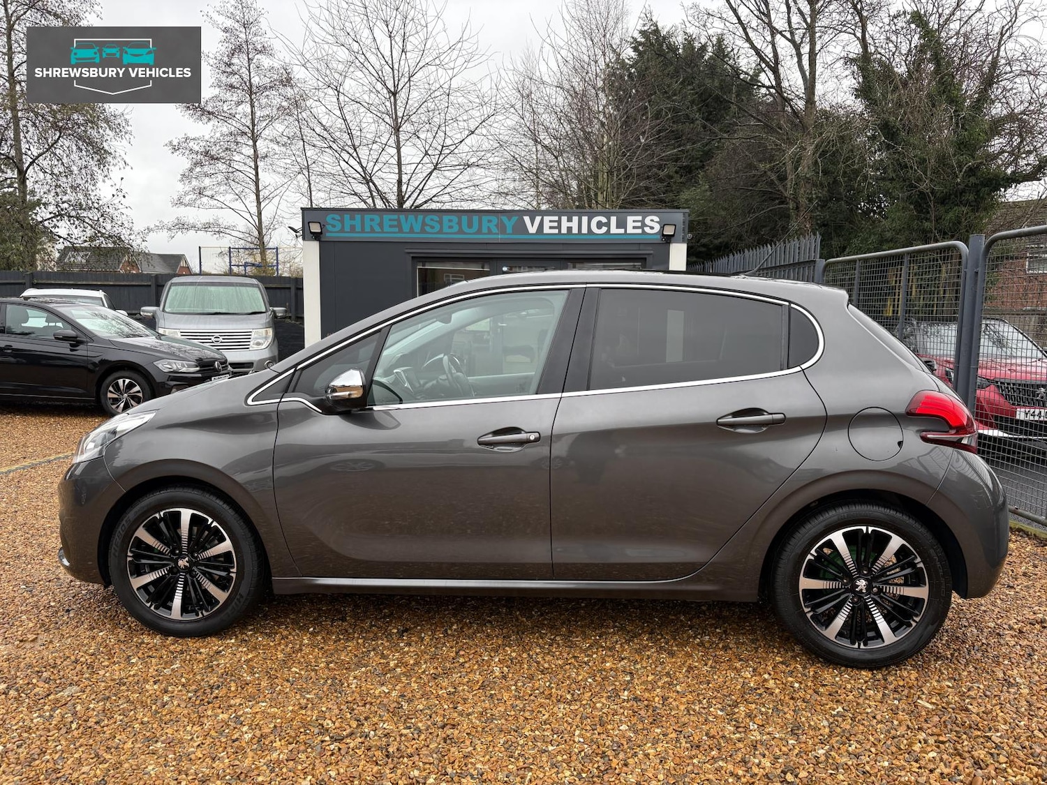 Used Peugeot 208 2018 for sale - 77137857: Photo 14
