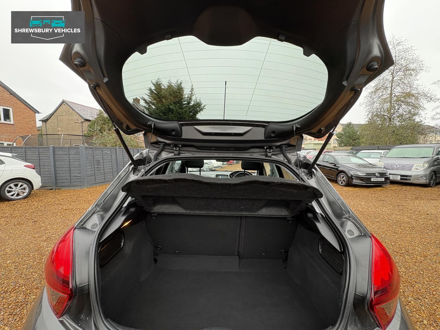 Used Peugeot 208 2018 for sale - 77137857: Photo 19