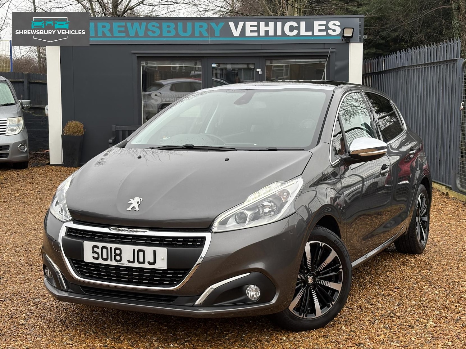 Used Peugeot 208 2018 for sale - 77137857: Photo 2