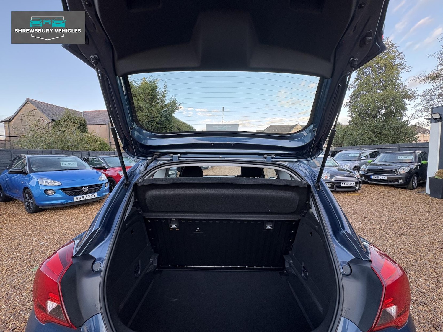 Used Vauxhall Corsa 2016 for sale - 76618969: Photo 21