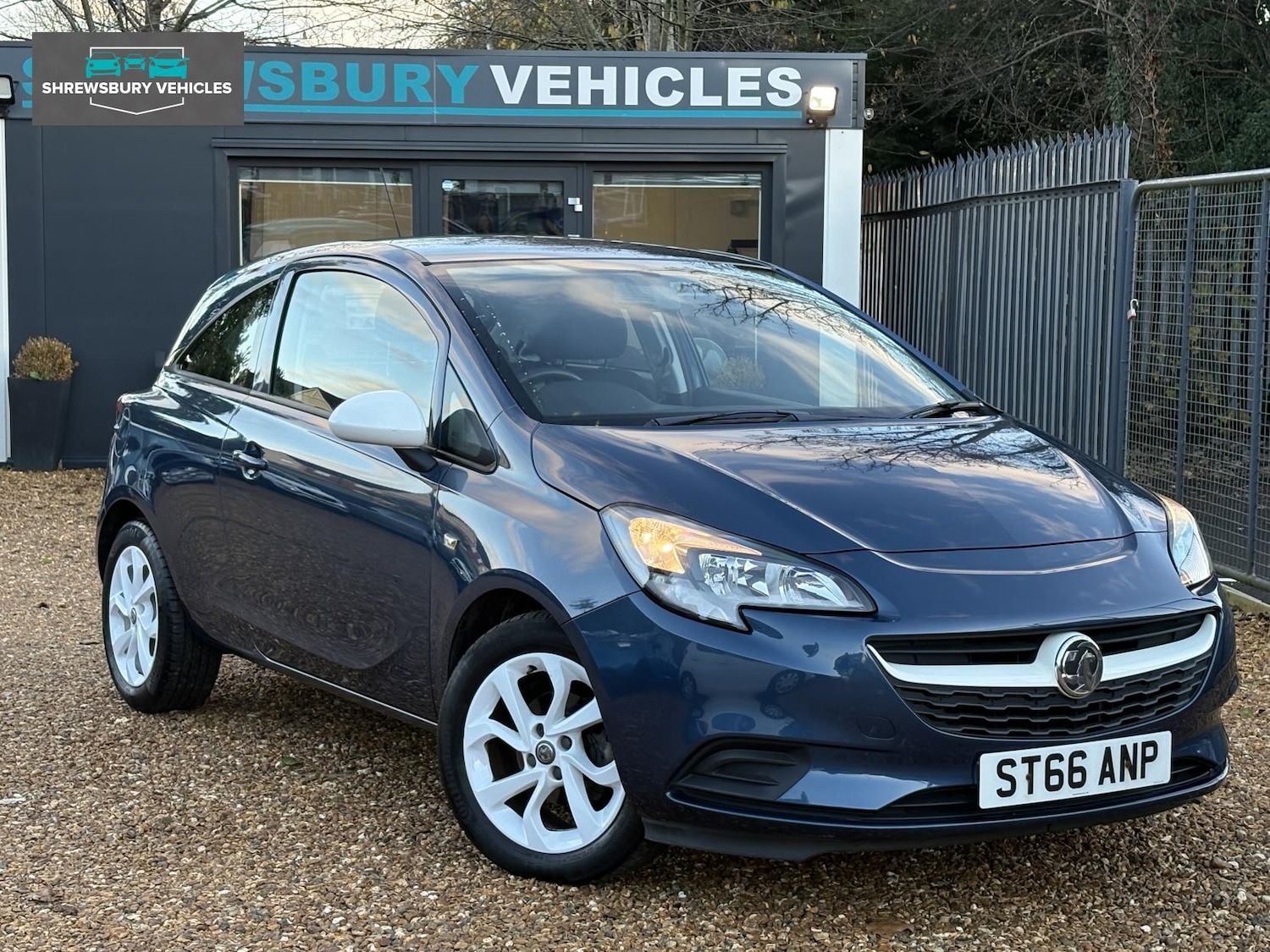 Used Vauxhall Corsa 2016 for sale - 76618969: Photo 6