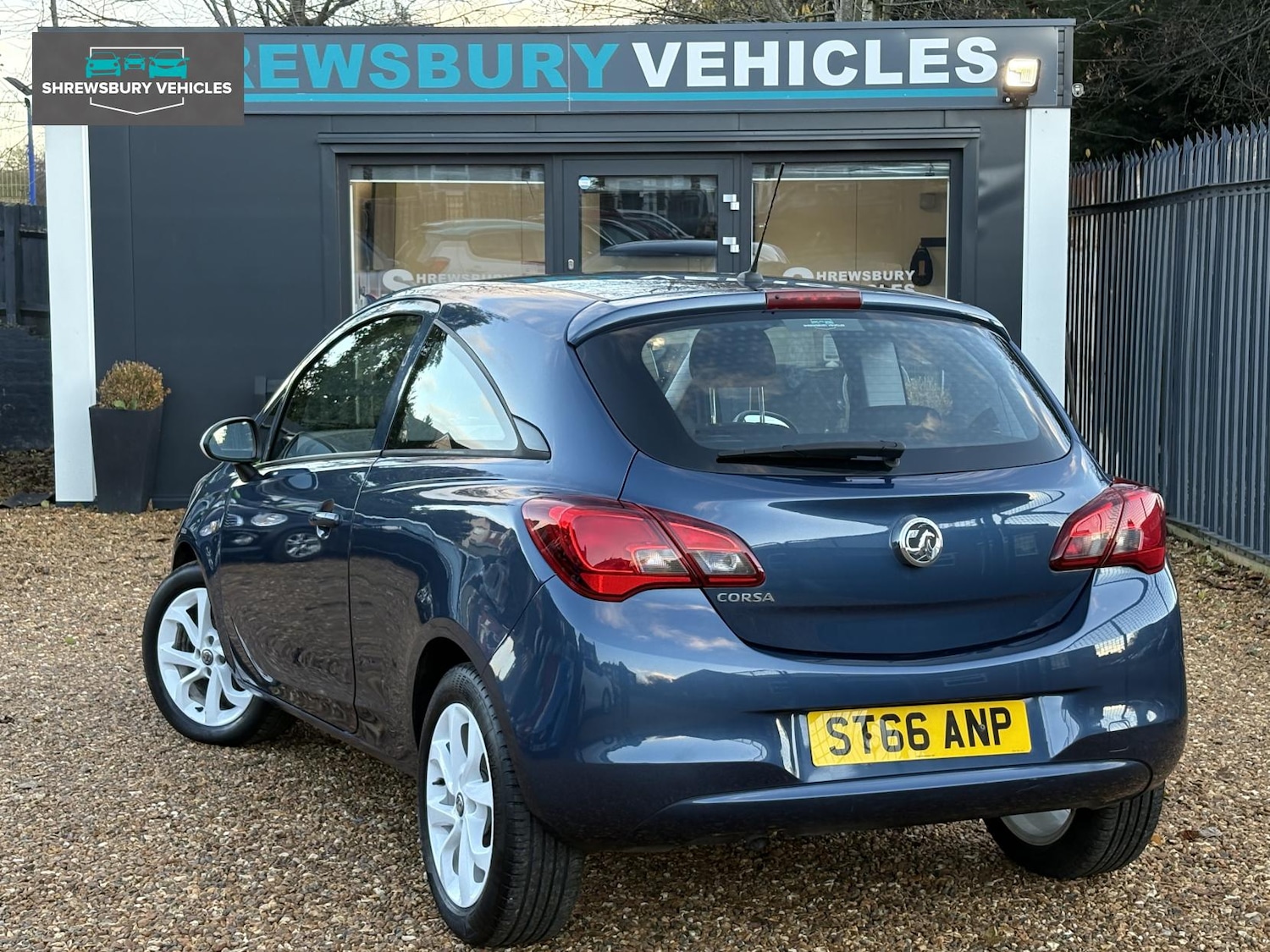 Used Vauxhall Corsa 2016 for sale - 76618969: Photo 8